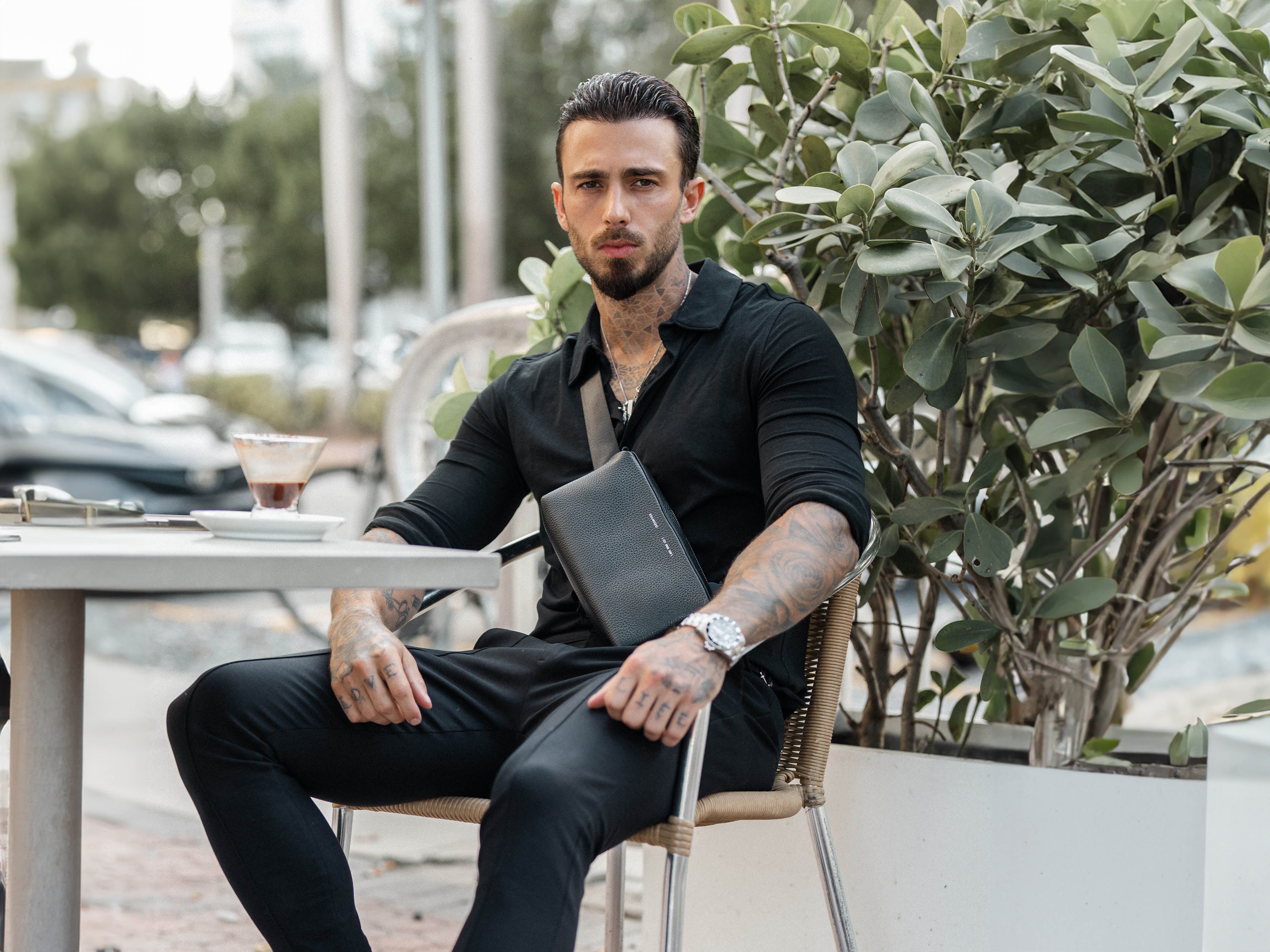157 Essential Sling Tasche
