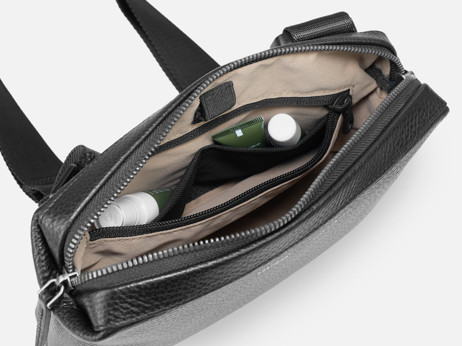 157 Essential Sling Tasche